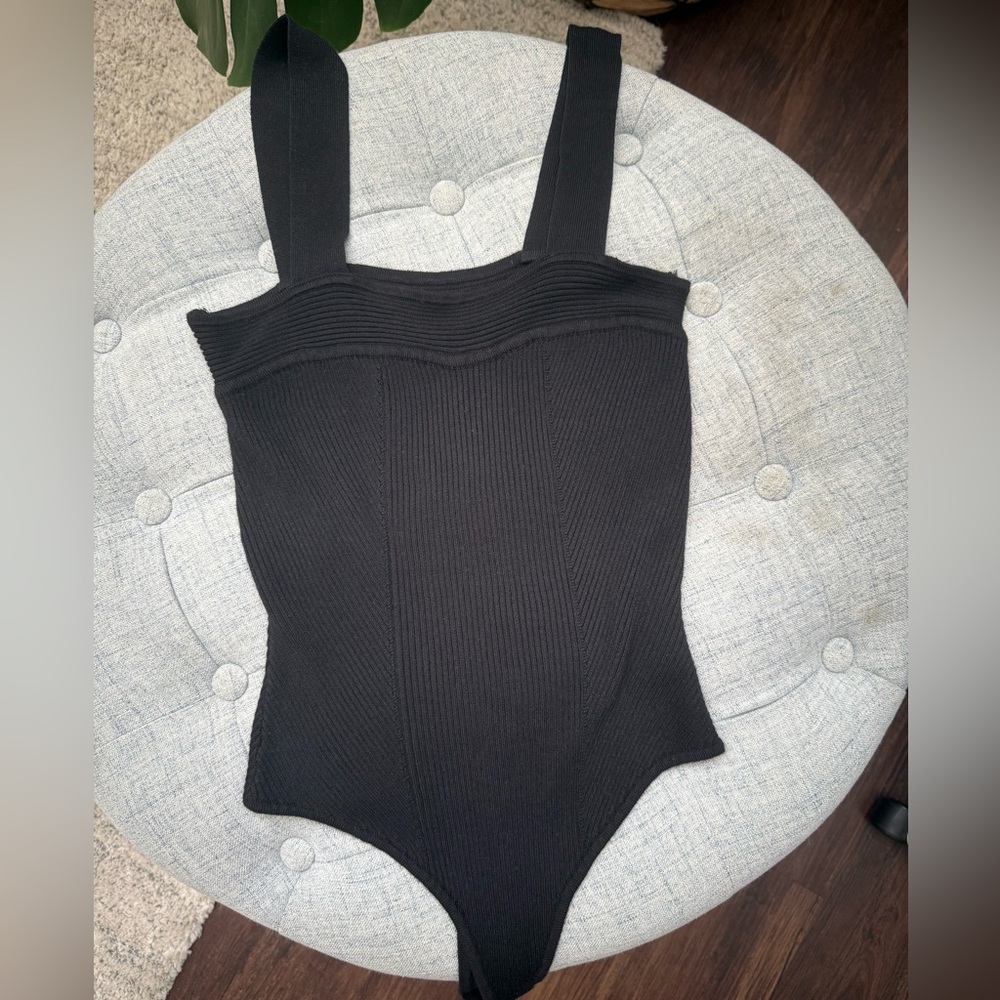 Pink Rose Black Ribbed Bodysuit Size Small Button Snap Thong ✨Like New